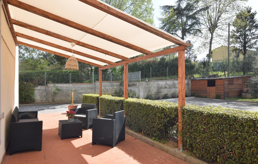 Maison 8 personnes à Lari - Photo 18
