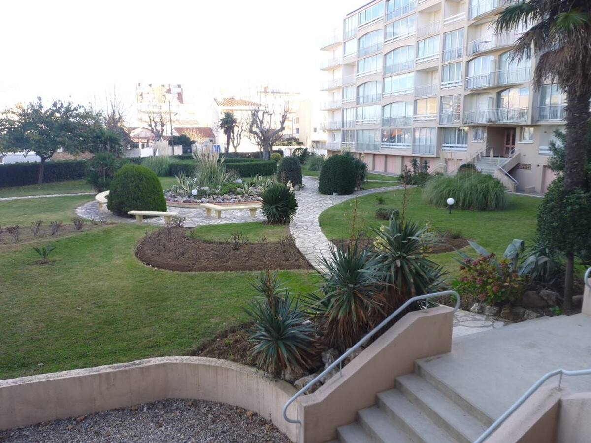 T2 rez-de-jardin à 50 m de la plage, parking sécurisé - Photo 17