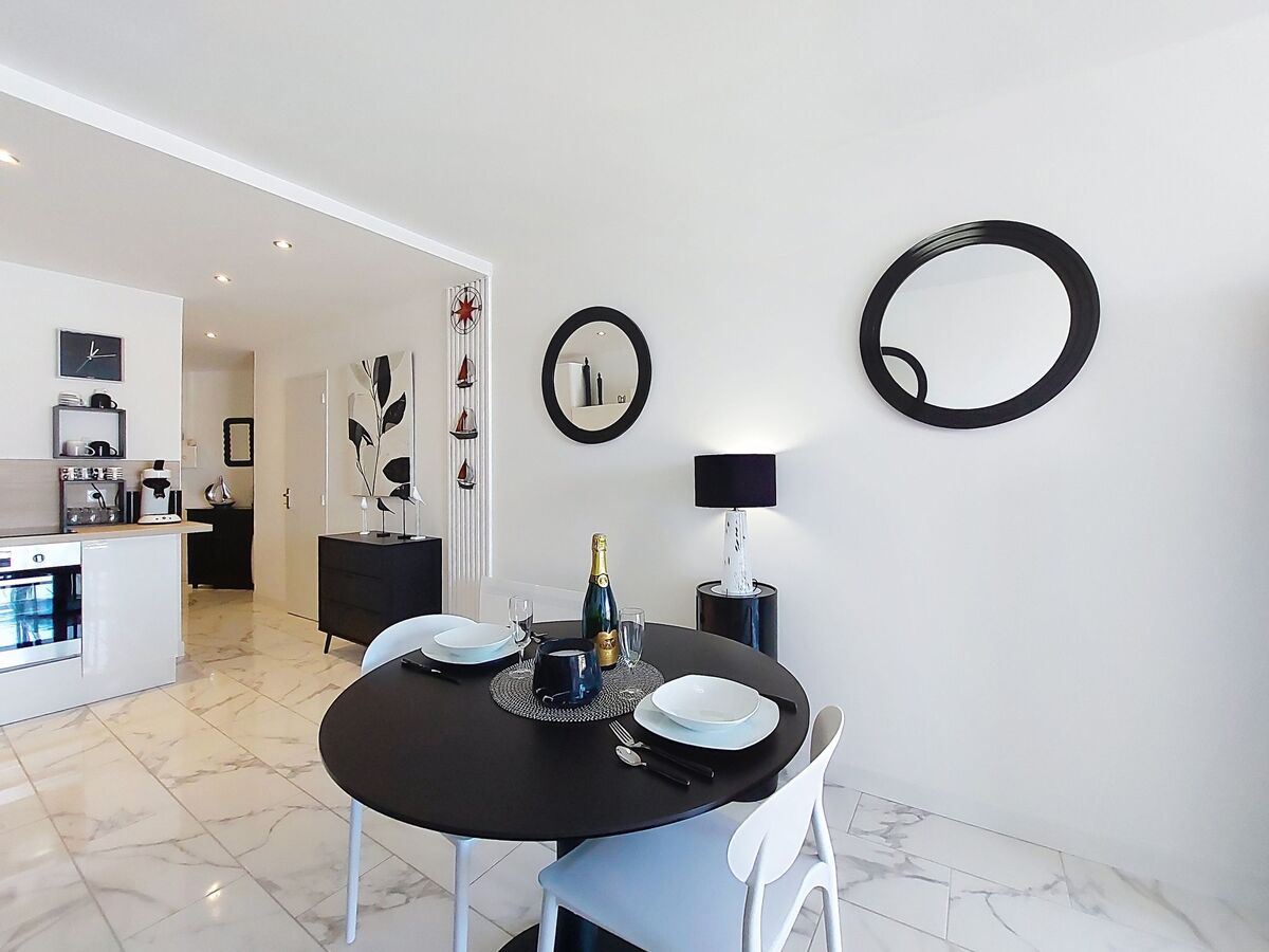 La Frégate - Studio rénové 33 m² avec balcon vue mer - Photo 4