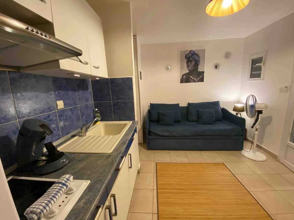 Appartement lumineux avec terrasse privée et piscine au Gosier - Photo 5