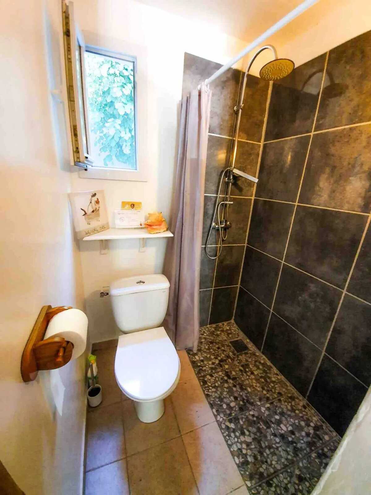 Appartement lumineux avec terrasse privée et piscine au Gosier - Photo 9