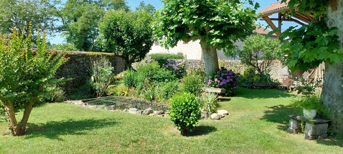 Ancienne ferme béarnaise avec grand jardin aménagé - Photo 3