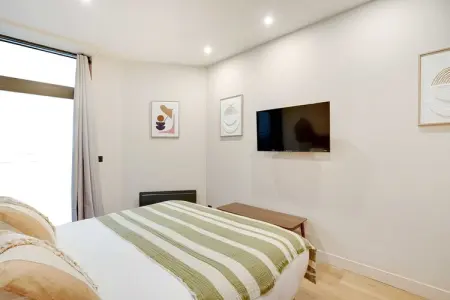 Location appartement à Paris, Appartement spacieux - 2 chambres/10 pièces - Place d'Italie