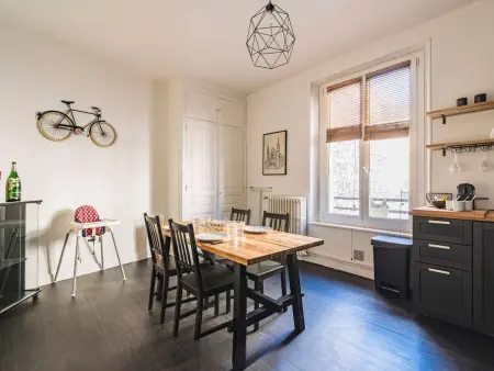 Location appartement à Reims, Appartement Central à Reims - Près de la Cathédrale