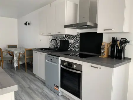 Location appartement à Reims, Duplex lumineux à Reims - 2 chambres, moderne et confortable