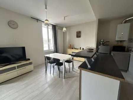 Location appartement à Reims, Appartement Confortable & Moderne à Reims