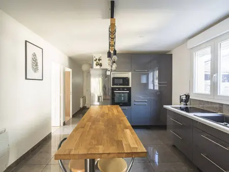 Location appartement à Reims, Appartement Terrasse Confortable à Reims