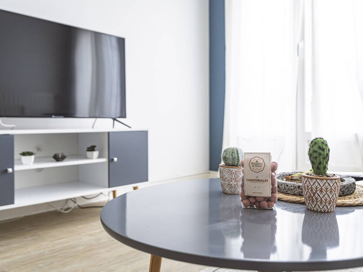 Appartement 4 chambres avec ascenseur à Reims - Photo 2