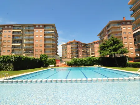 Location appartement à Santa Susanna, Appartement Charmant à 20m de la Plage avec Piscine et Tennis