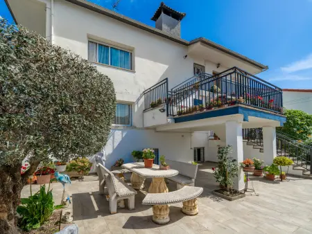 Location appartement à Pineda de Mar, Charmant appartement à Pineda de Mar, 6 pers, cheminée, terrasse, jardin, proche des commodités