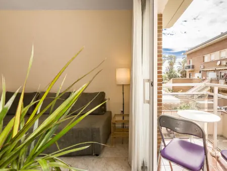 Location appartement à Pineda de Mar, Appartement à Pineda de Mar pour 4, proche mer, avec lave-vaisselle et grand balcon