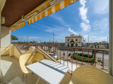 Location appartement à Pineda de Mar, Appartement familial à 69m de la plage avec Wi-Fi