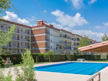 Location appartement à Santa Susanna, Appartement lumineux avec piscine, mini-golf, animaux admis à Santa Susanna