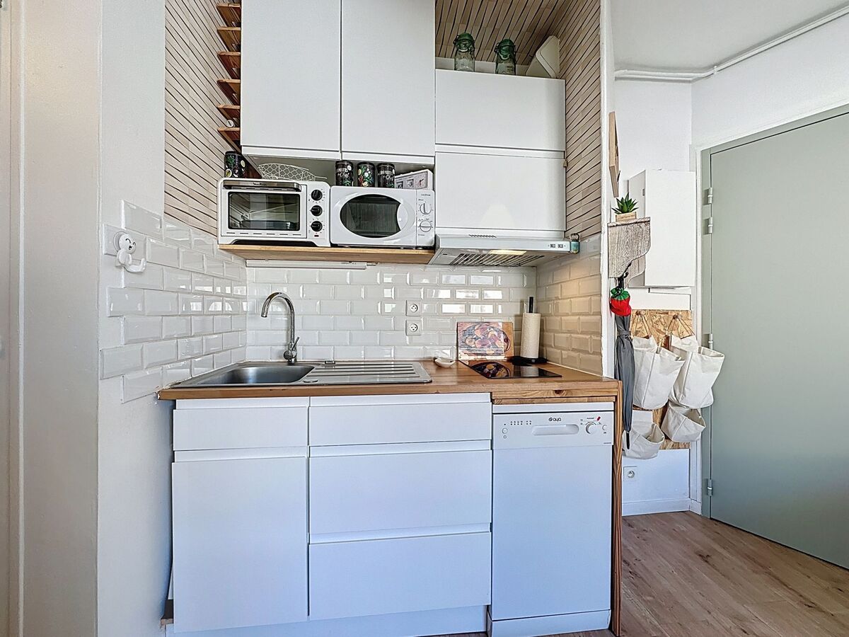 Appartement 2 pièces à 130 m de la plage - Photo 17