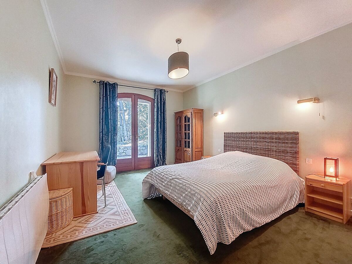 Villa Nature – Maison 200 m² à Figanieres - Photo 6
