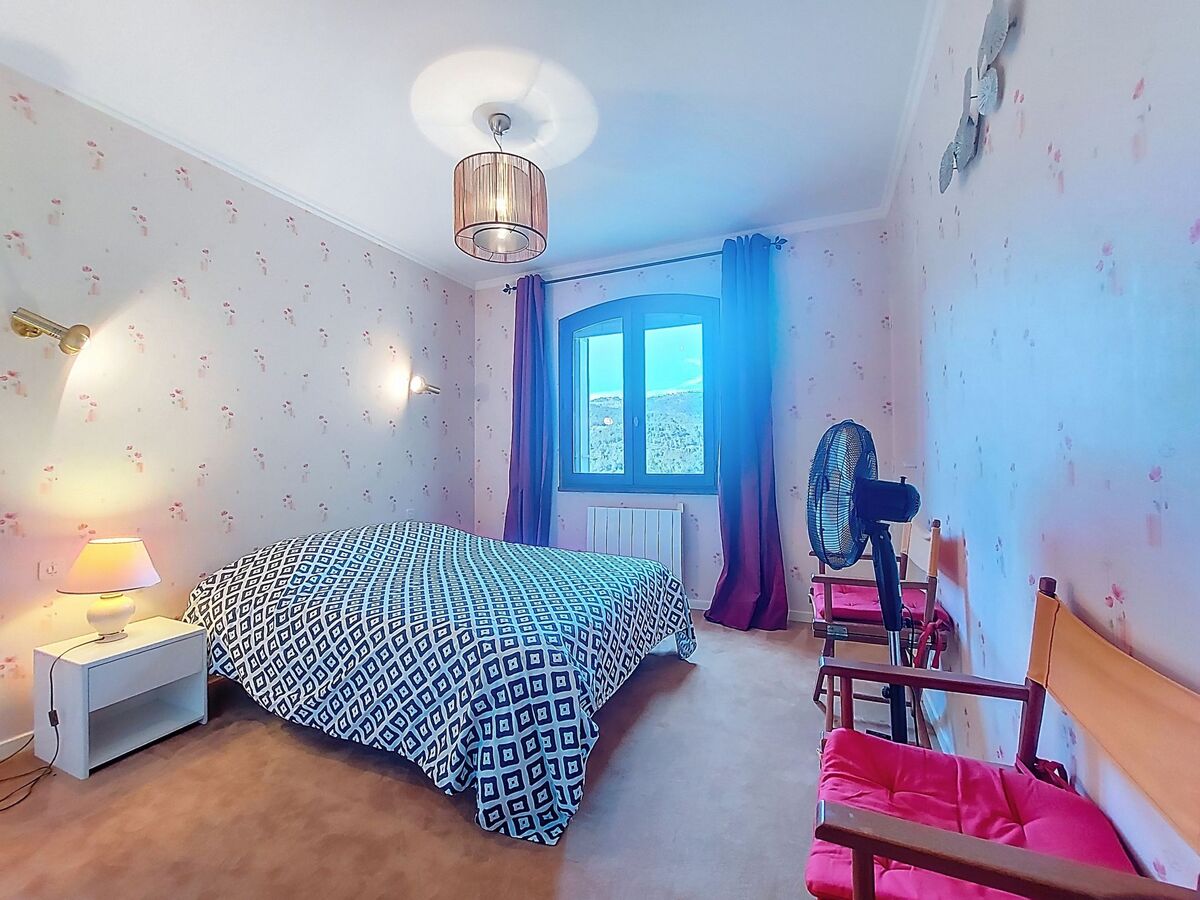 Villa Nature – Maison 200 m² à Figanieres - Photo 24