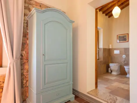 La casa del Prime, maison rénovée 2025 à Cecina : photo 28