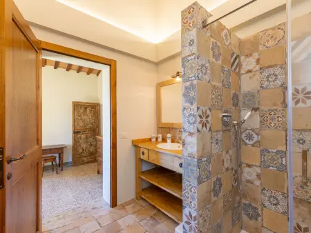La casa del Prime, maison rénovée 2025 à Cecina : photo 30