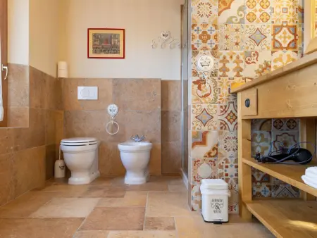 La casa del Prime, maison rénovée 2025 à Cecina : photo 35