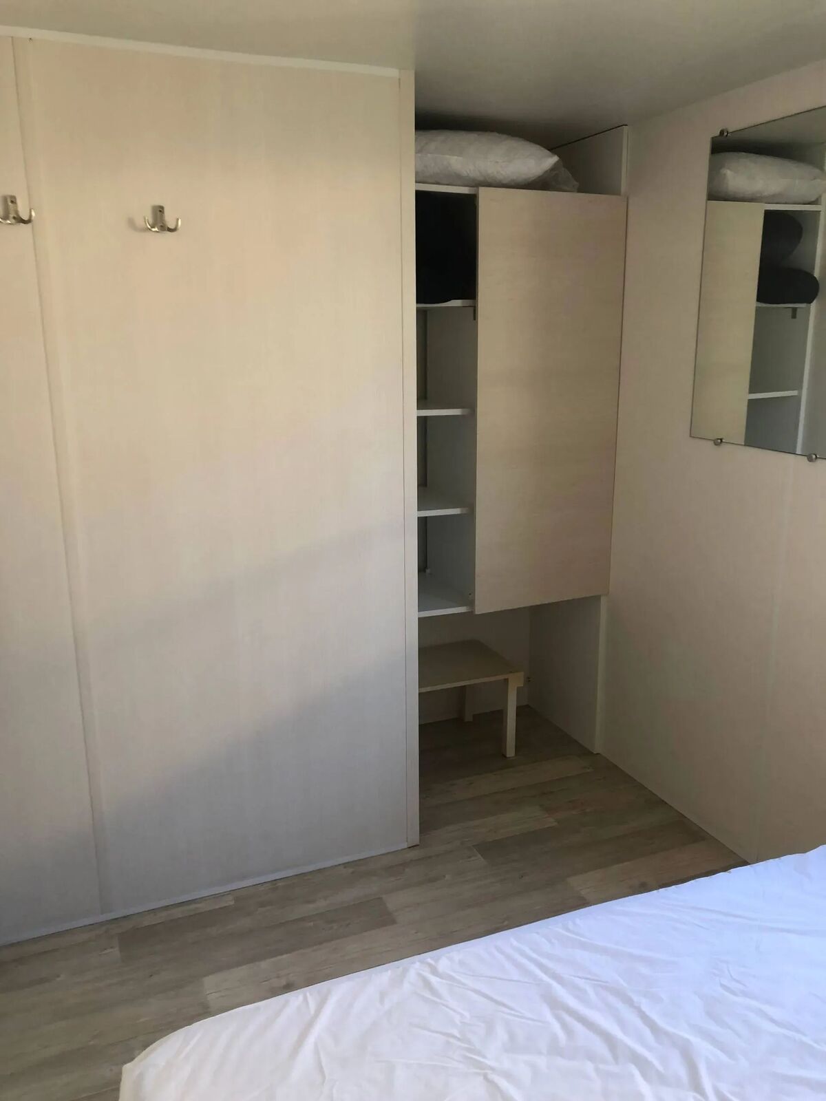 Bungalow 5 pers. avec piscine à Châteauneuf-de-Galaure - Photo 6