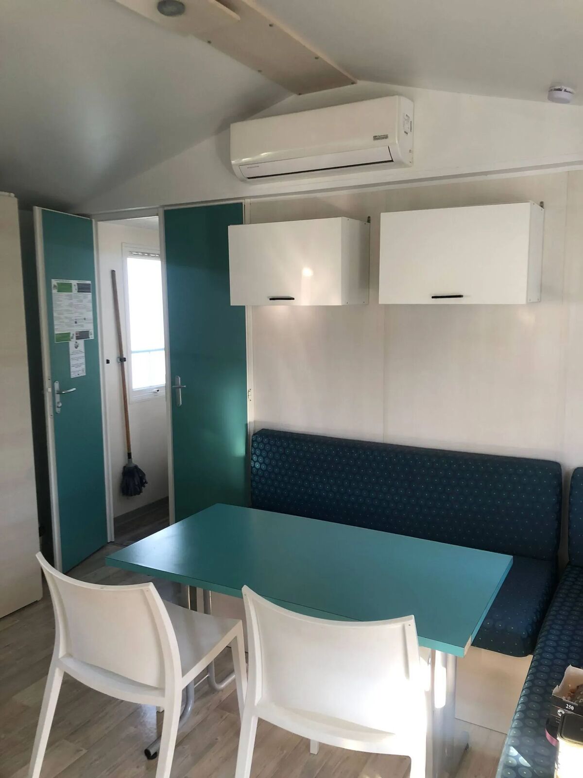 Bungalow 5 pers. avec piscine à Châteauneuf-de-Galaure - Photo 7