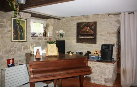 Maison 18ème siècle avec piscine privée à Rieux-Minervois : photo 8