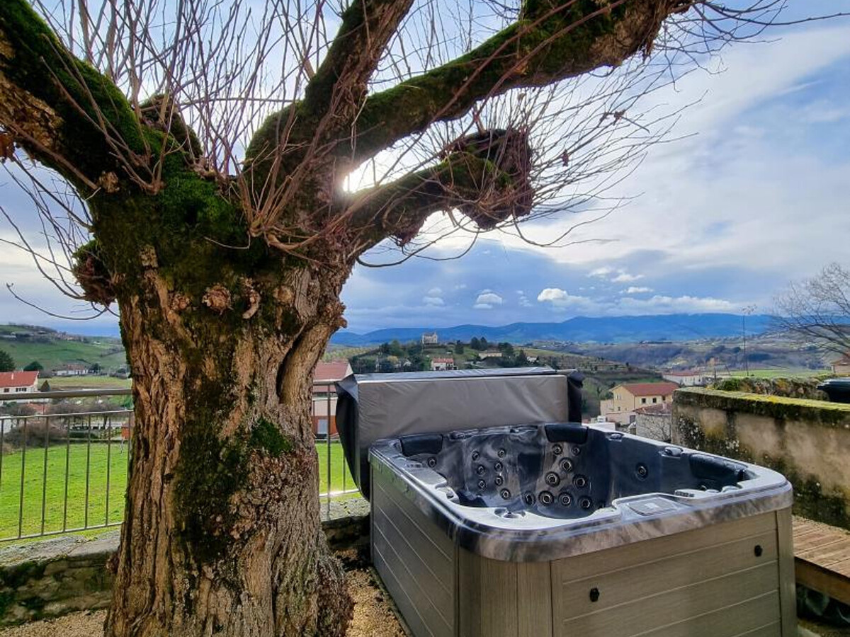 Gîte 14 pers., 5 chambres avec spa à Saint-Romain-en-Jarez - Photo 3