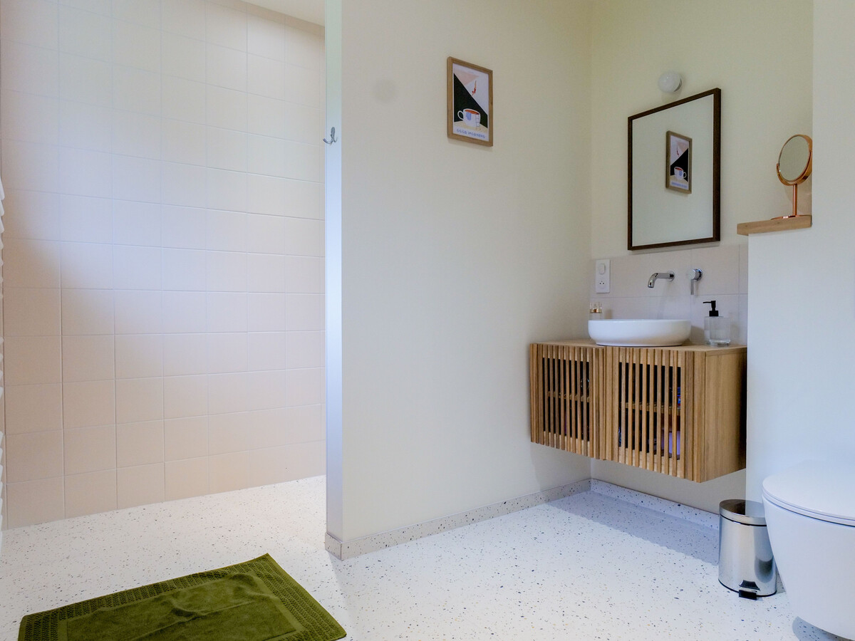 Chez Colette : Gîte Mid-Century 6 pers. Sauna & Bien-être - Photo 17