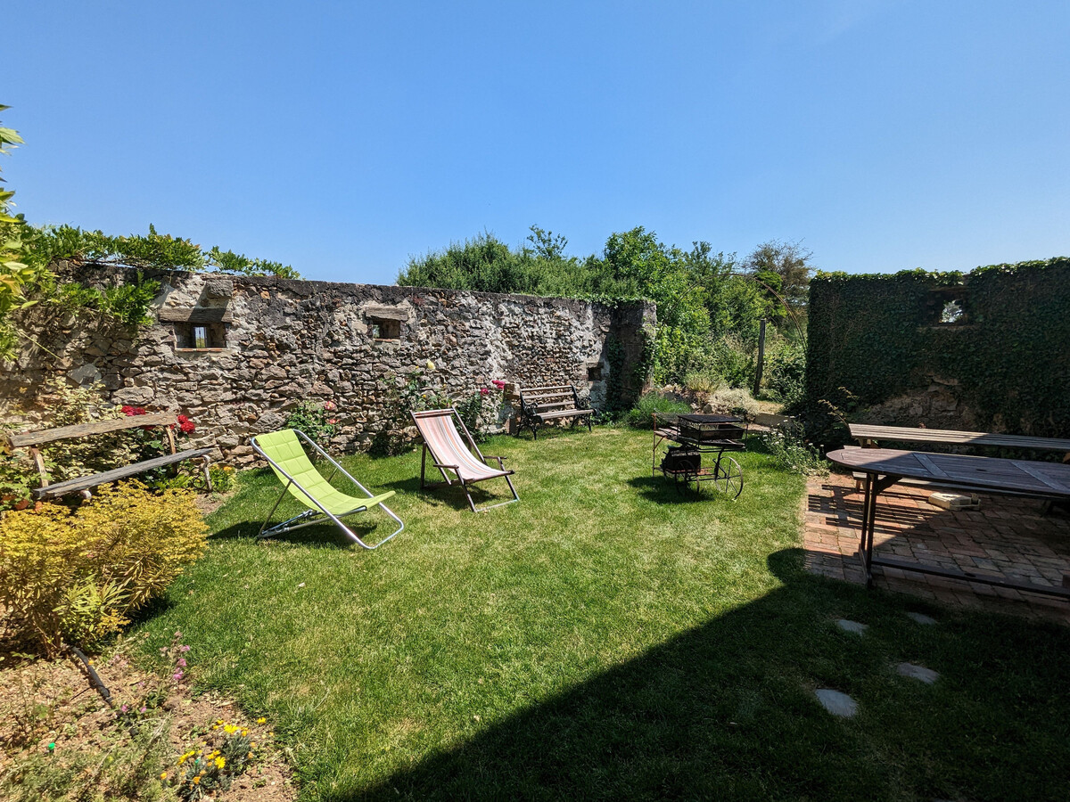 Gîte spacieux jardin fleuri à Courtemaux - Photo 3