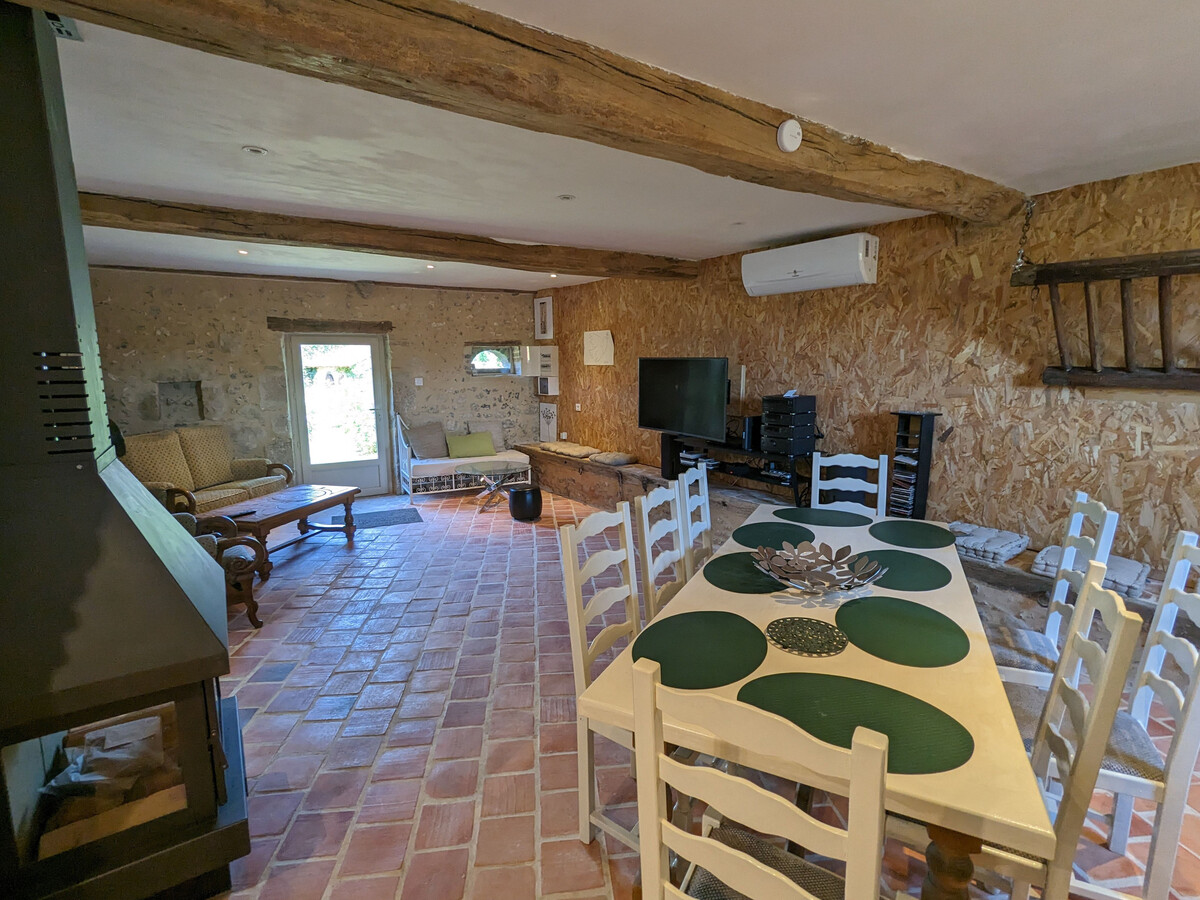 Gîte spacieux jardin fleuri à Courtemaux - Photo 4