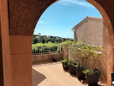 Appartement Cozy aux Issamdres avec Piscine à Roquebrune-sur-Argens : photo 5