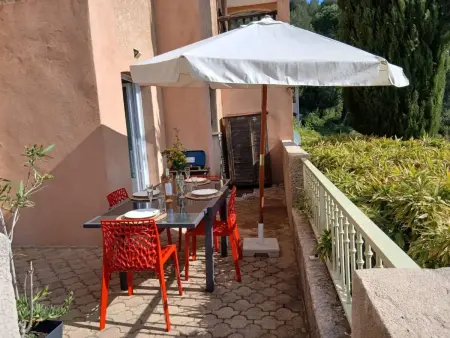 Appartement Cozy aux Issamdres avec Piscine à Roquebrune-sur-Argens : photo 20