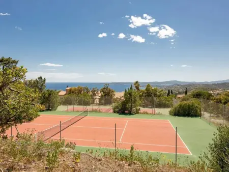Appartement Cozy aux Issamdres avec Piscine à Roquebrune-sur-Argens : photo 28