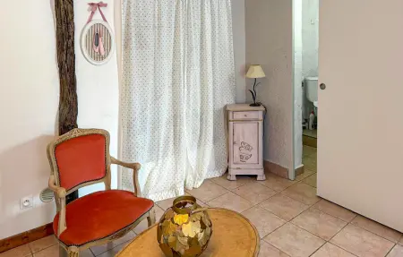 Studio rénové Pierre du 20e siècle à Puy-L'Évêque : photo 7