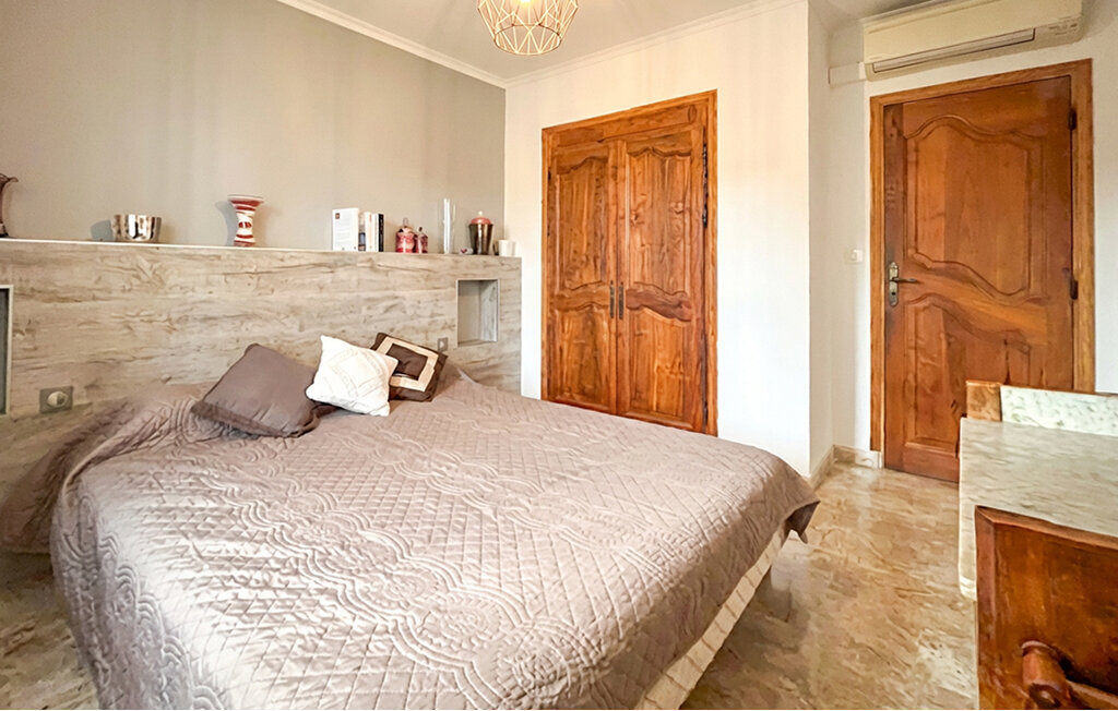 Maison 180 m² piscine privée Solliès-Toucas - Photo 12