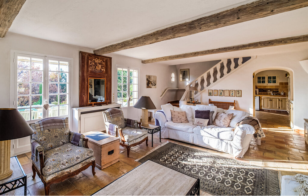 Maison provençale 5 chambres avec piscine 50 m² - Photo 4