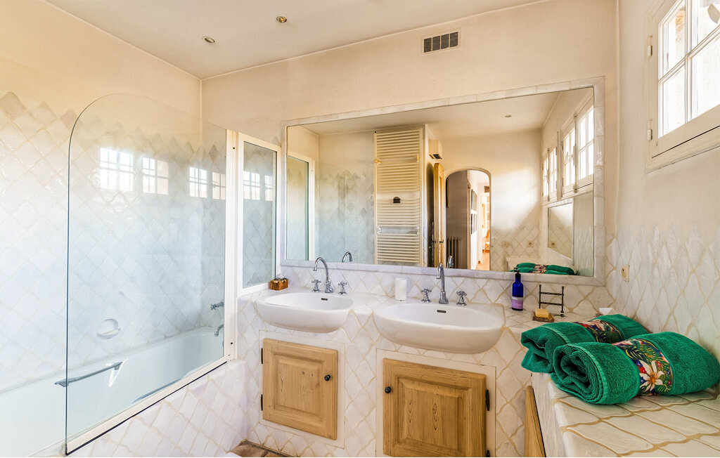 Maison provençale 5 chambres avec piscine 50 m² - Photo 28