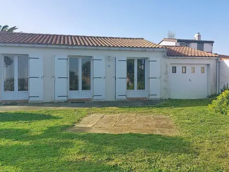 Maison La Bétaudière – Île d'Oléron, jardin et terrasse 70 m² : photo 23