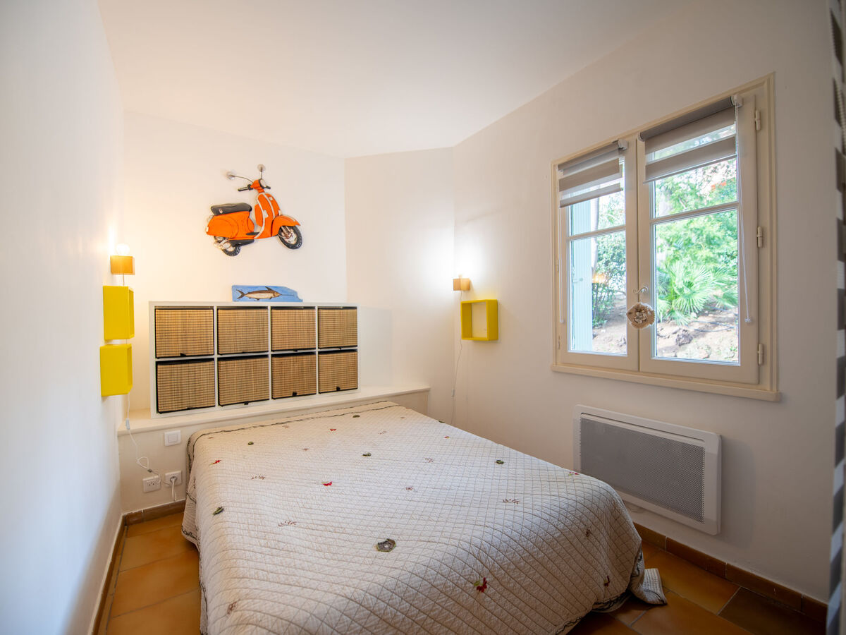 Castel Haussmann – Apt 2 pièces avec terrasse et piscine - Photo 4
