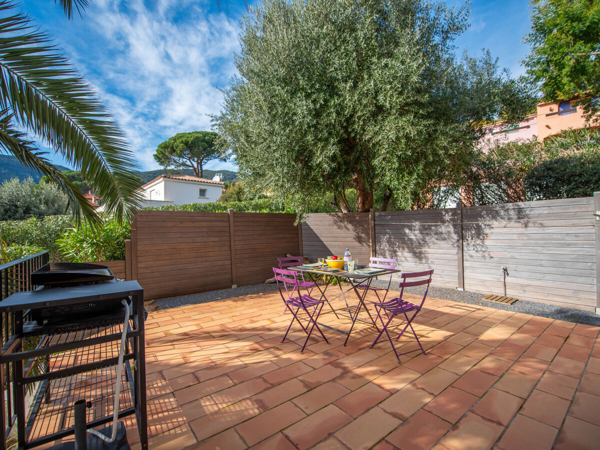Castel Haussmann – Apt 2 pièces avec terrasse et piscine - Photo 14