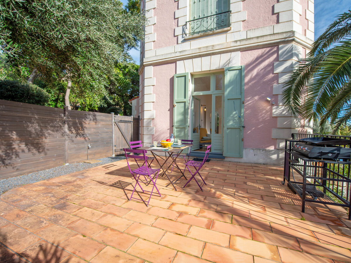 Castel Haussmann – Apt 2 pièces avec terrasse et piscine - Photo 15