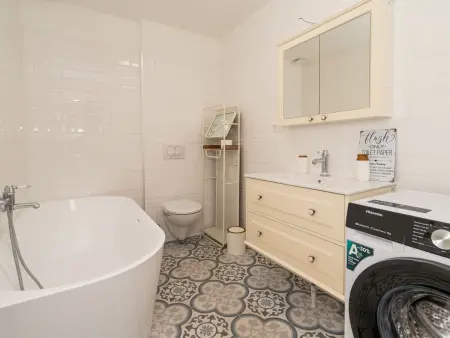 Maison Nina avec piscine privée à Brač : photo 17