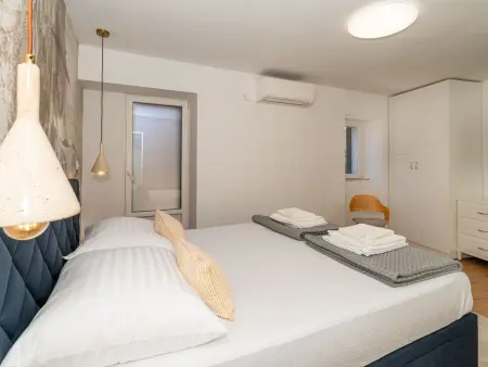Maison Nina avec piscine privée à Brač : photo 19