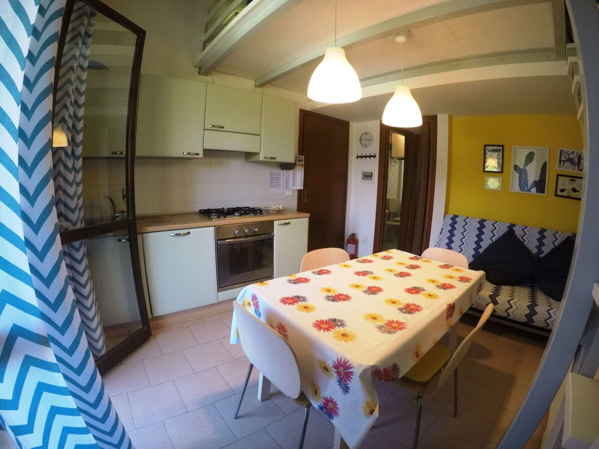 Wohnung im ersten Stock auf zwei Ebenen, Appartement 5 personnes à Rosolina Mare - Photo 4
