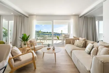 Location appartement à Casares, Élégant appartement de 2 chambres à Casares