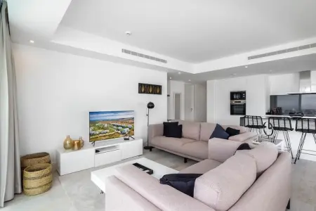 Location appartement à Casares, Complexe avec vue sur la montagne à Solenzara