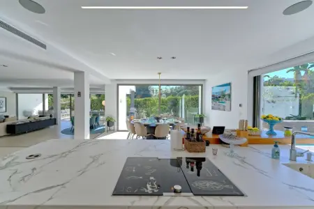 Villa contemporaine 5 chambres près de Puerto Banús : photo 22