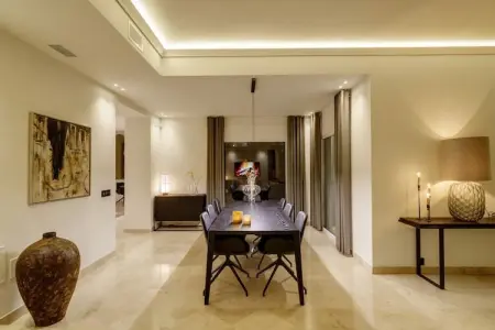 Villa 6 chambres avec spa et terrasse jacuzzi à Marbella : photo 4