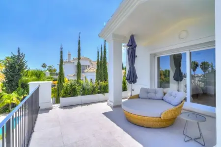 Villa 6 chambres avec spa et terrasse jacuzzi à Marbella : photo 8