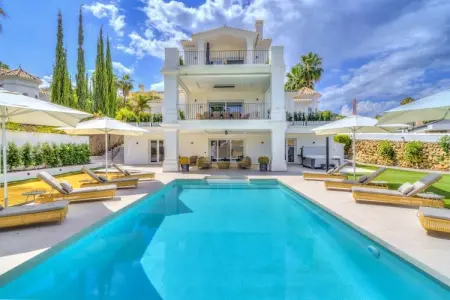 Villa 6 chambres avec spa et terrasse jacuzzi à Marbella : photo 9